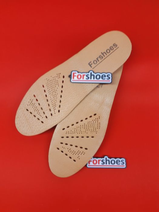 Skórzane wkładki podwyższające z perforacją. Rozmiar 44. Wyściółki.