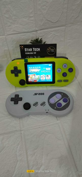 Consola Portátil Retro SF2000