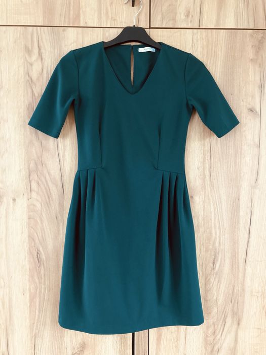 Przepiękna świąteczna sukienka butelkowa zieleń reserved rozmiar 34