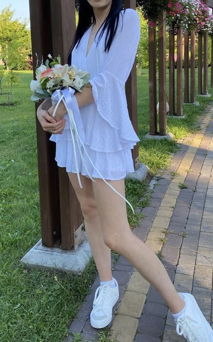 Сукня з шортами