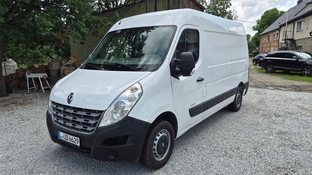 Renault Master  Renault Master L2 H2 2.3 DCI 100km 2011rok sprowdzony