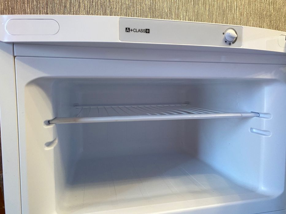 Холодильник Indesit