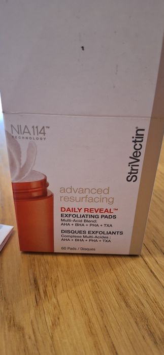 StriVectin Daily Reveal Płatki złuszczające nowe