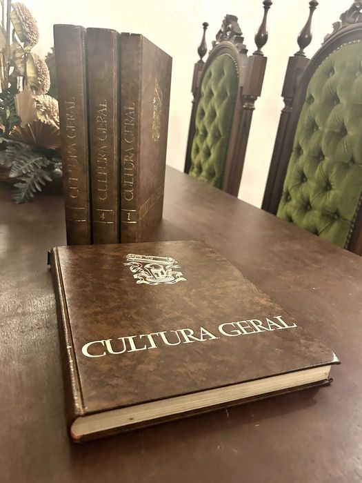 Coleção Cultura Geral – [4] Volumes – Encadernação Clássica