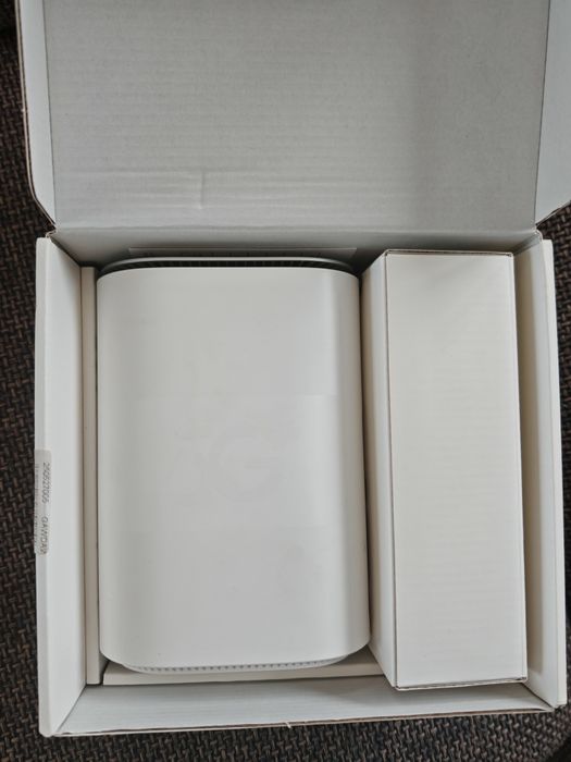 Router 5G ZTE z modemem na kartę SIM bezprzewodowy internet wifi modem