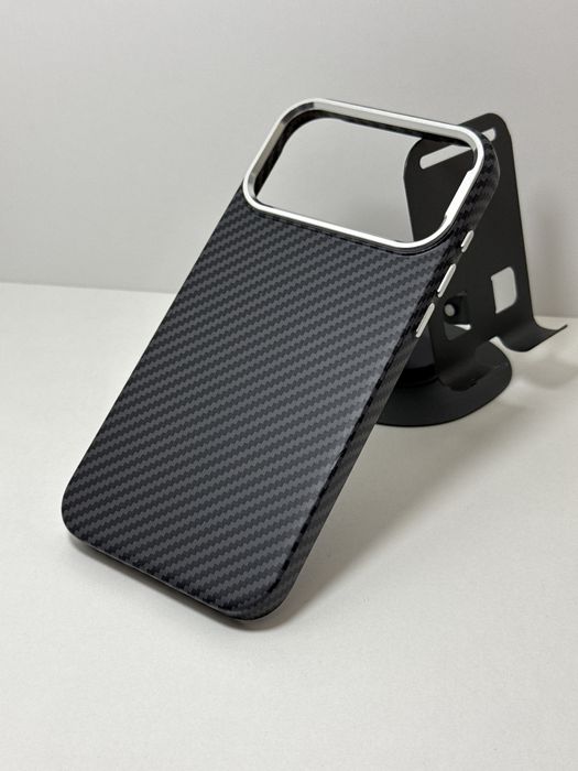 Чохол для iphone 17 Pro Max carbone. Карбоновый Чехол айфон 17 про макс
