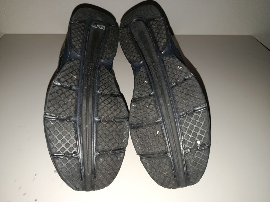 New Balance nr 44--28 cm