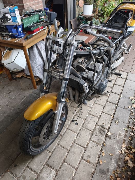 Разборка Запчасти Yamaha fzs 600 diversion 600