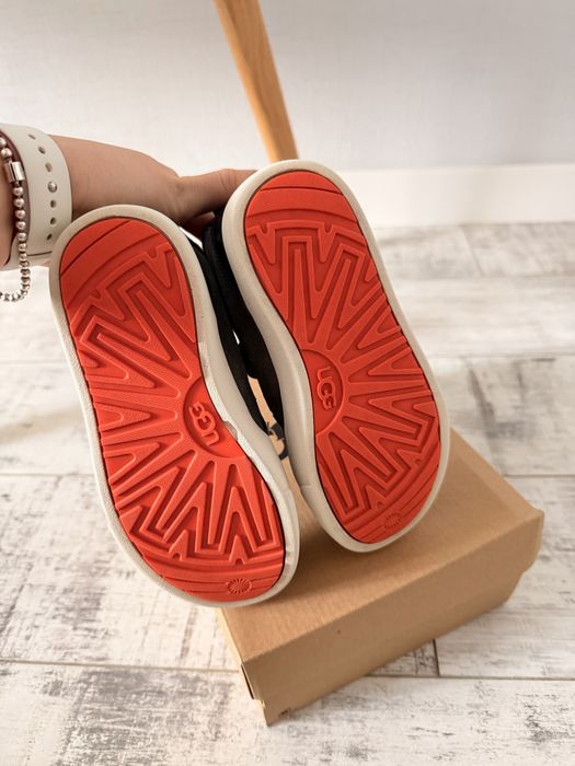 Дитячі демі чобітки Ugg