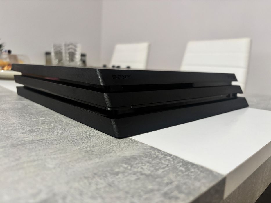 Play Station 4 1Tb Pro