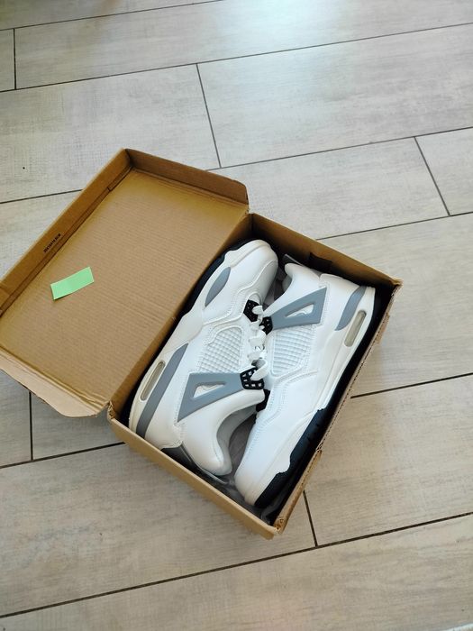 Buty Jordan 4 r. 41