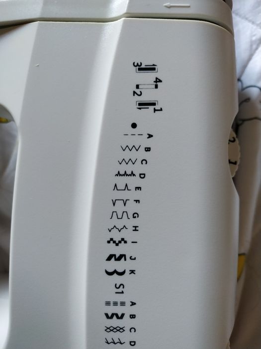Máquina de costura portátil Jata