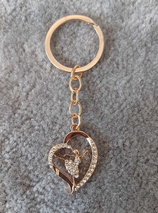 Brelok z zawieszka baletnica w sercu cyrkonie