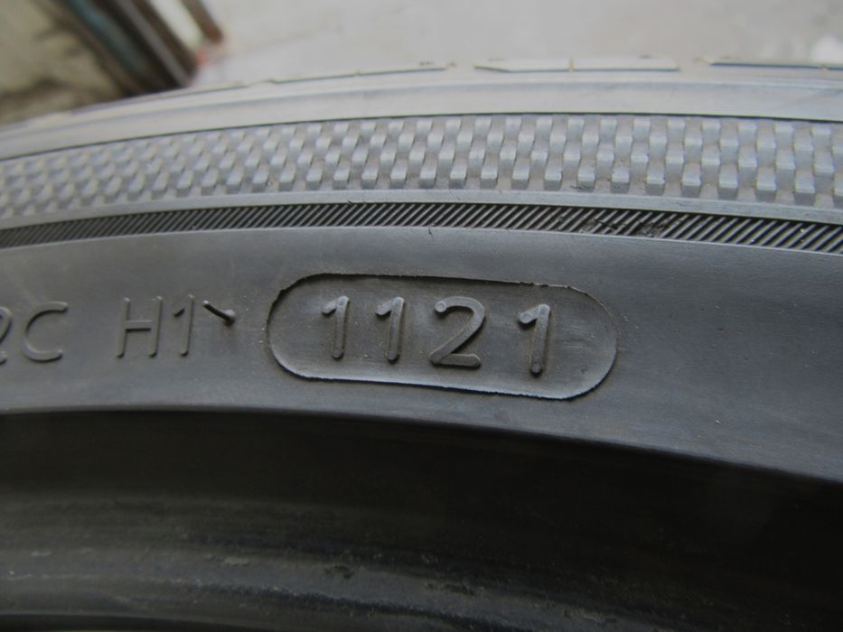 2x 275/35R22 Hankook Ventus S1 Evo3 K127A SUV C/A/73dB 5,4mm