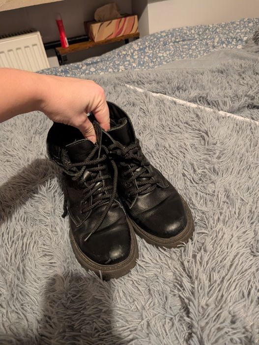 Buty zimowe skórzane 36 r
