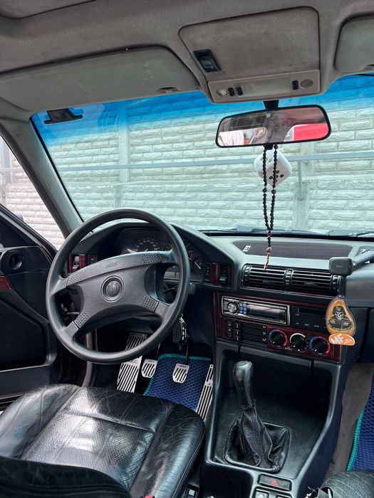 Авто бмв е34 м50б25