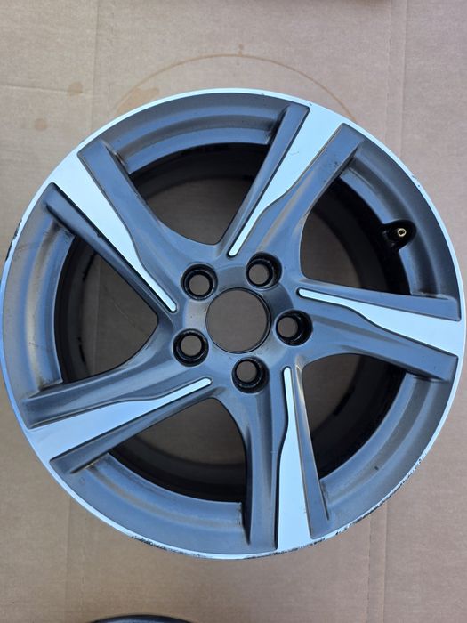 Felga Volvo V40 r-design 16 cali 5x108 aluminiowa wysyłka