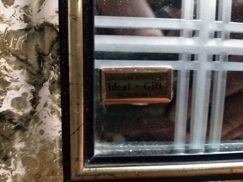 Quadro com imagem de Nossa Senhora de Fátima