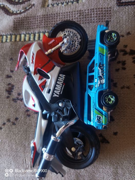 Модель мотоцикла Ямаха burago