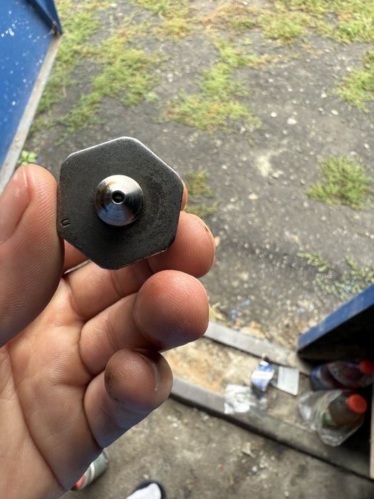 Датчик тиску палива