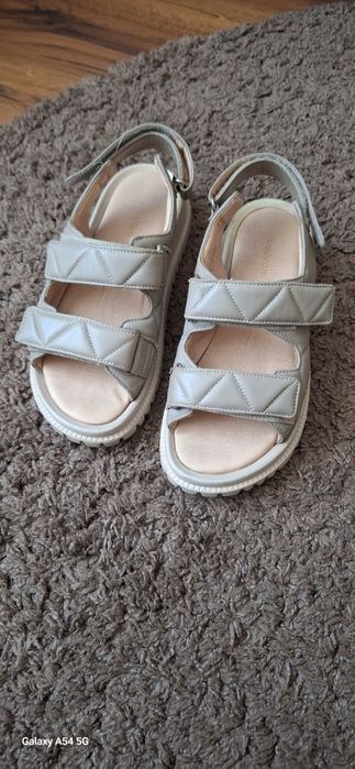 Босоніжки шкіра жіночі