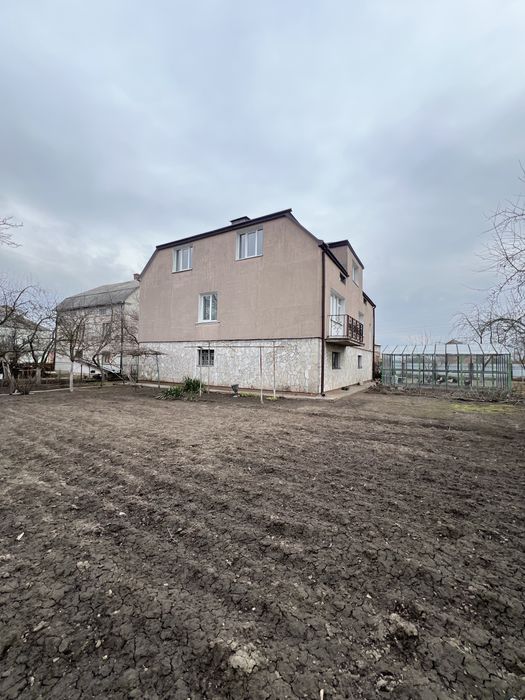 Будинок Солонка ,Львів,кутова ділянка продаж