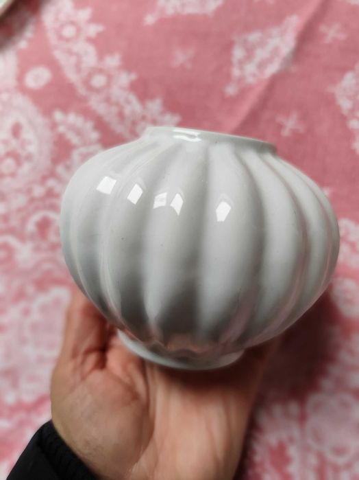 wazon porcelanowy