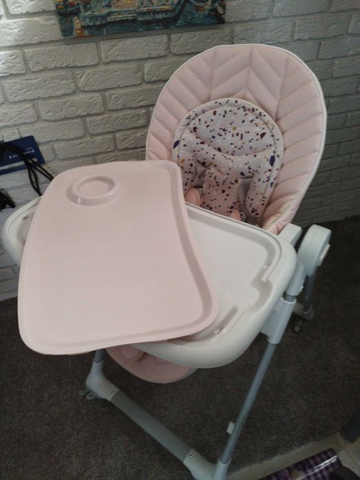 Стілець для годування