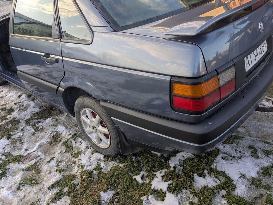 Фольксваген Пасат б3