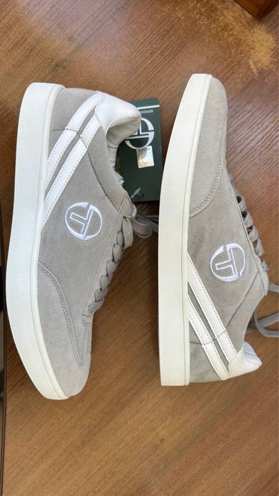 Новый стильние кедв SERGIO TACCHINI новые оригинал