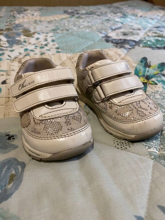 Кроссовки для девочки Chicco