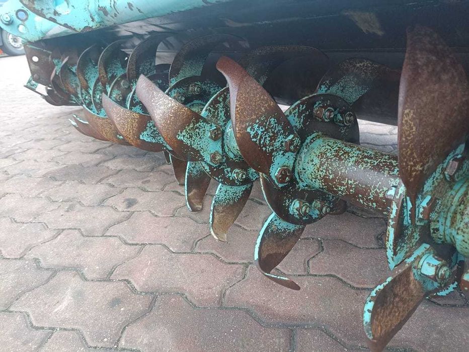 Glebogryzarka, brona wirowa Macetti.220