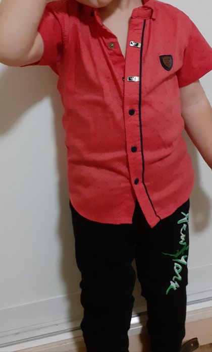 Новая тениска с коротким рукавом + спортивки на рост  92 см.