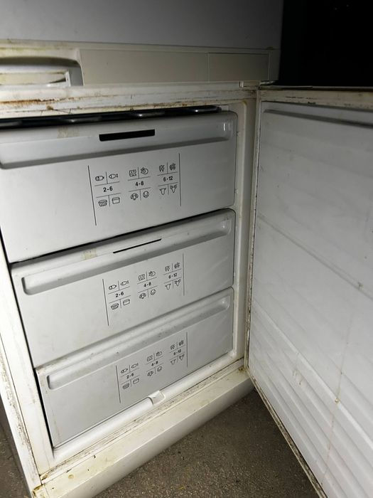 Продам холодильник