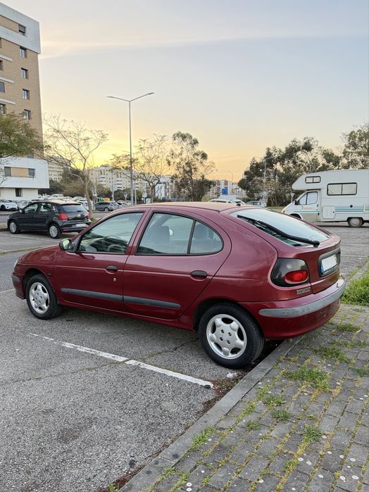 Renault Megane 1.4 RXE | Unico Dono