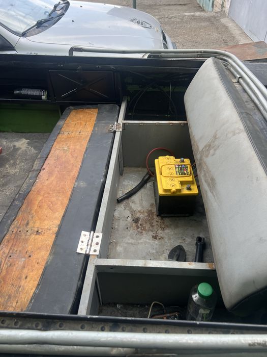 Продам лодку Днепр , Selva 30