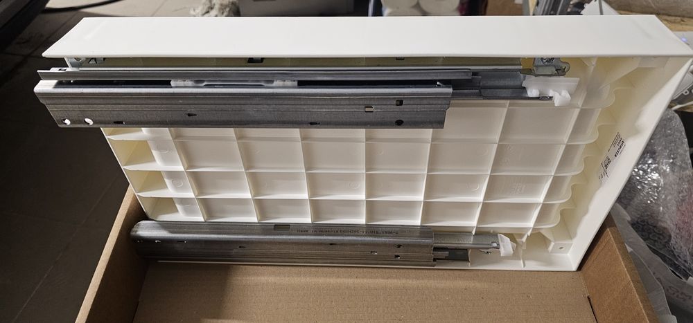 Продам висувний лоток Utrusta Ikea 702 461 12