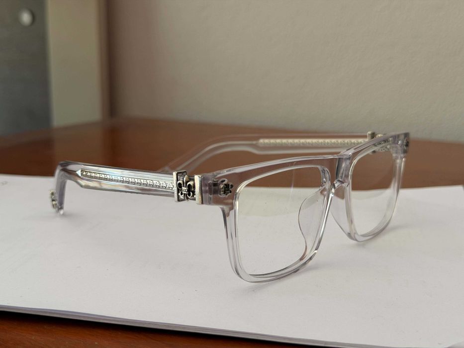 Oculos de ver Chrome Hearts