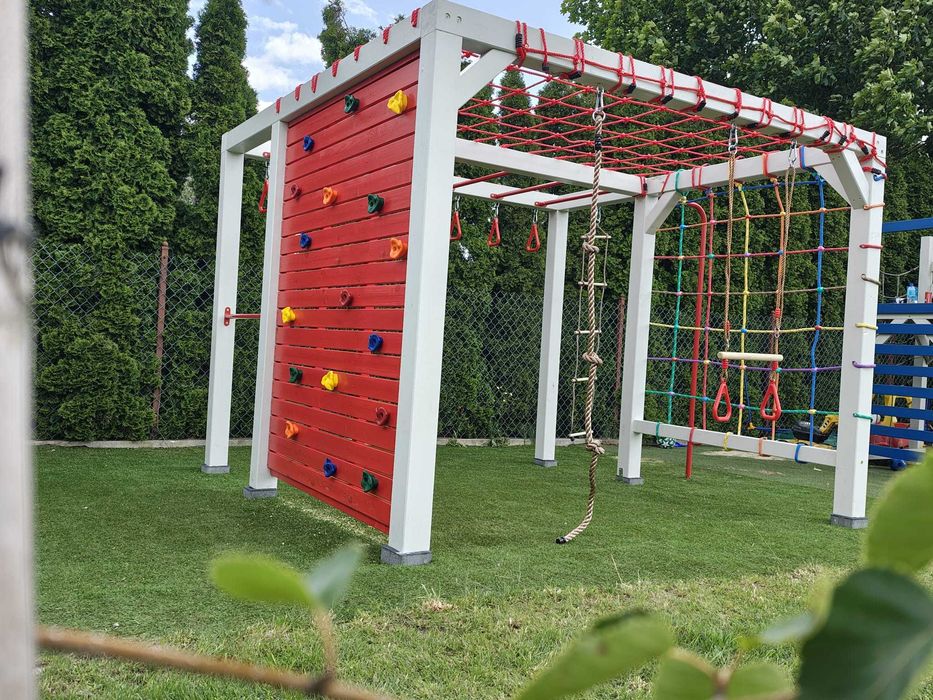 Małpi gaj - raj dla dzieci, najmłodszych, doskonała zabawa