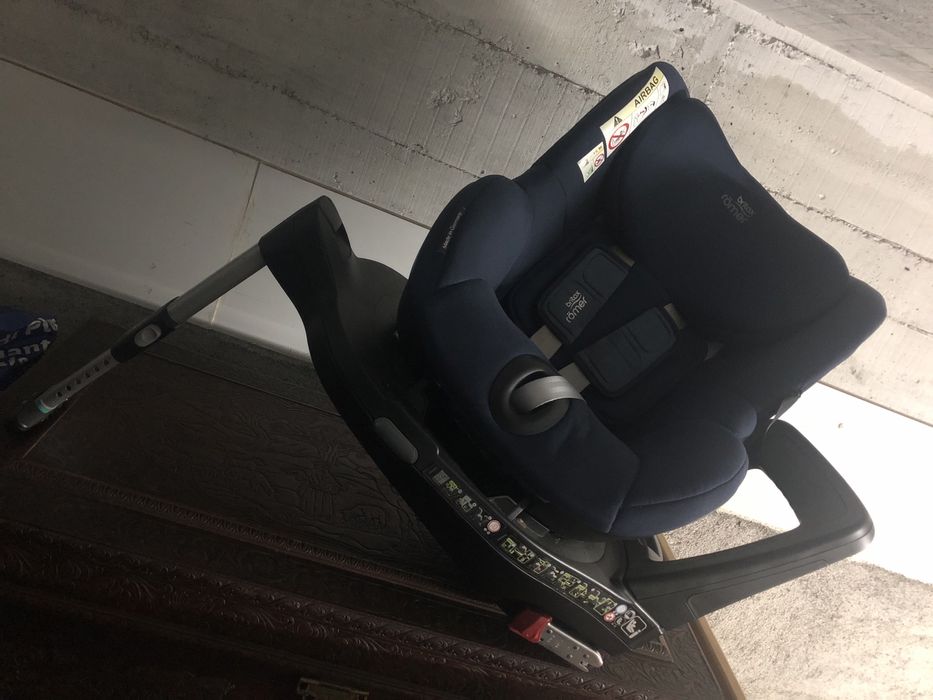 Britax Romero dualfix i-size