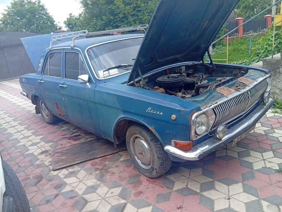 Газ 24 Розбираю.