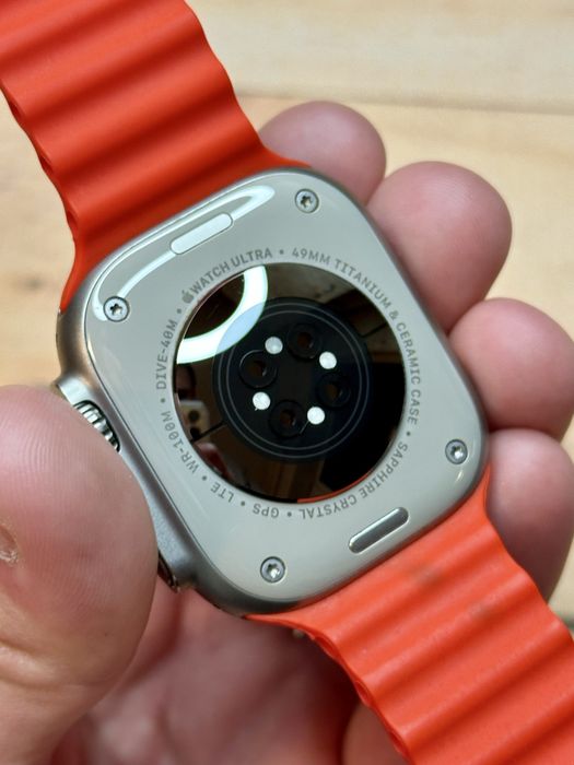 Apple Watch Ultra 2 49mm ICloud Lock