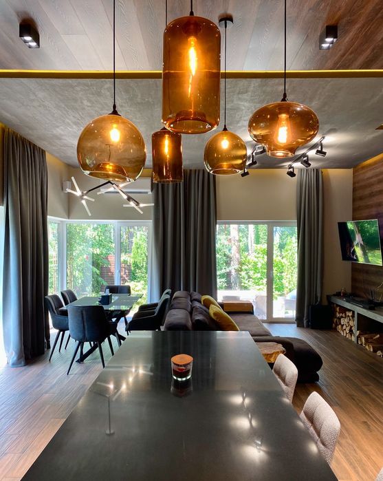 Будинок у найкращій локації Бучі, ділянка 8,5 соток