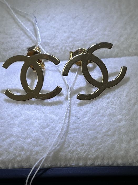 Золоті сережки 750 проба пусети “CHANEL”,
