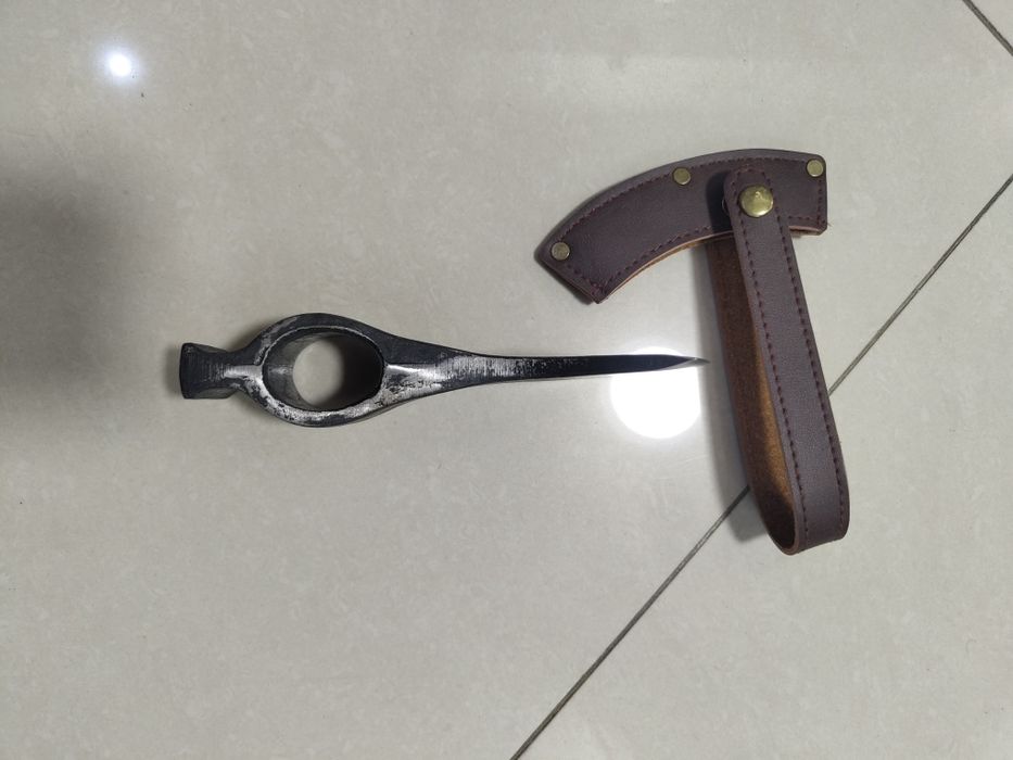 Сокира Tuo Town Tomahawk