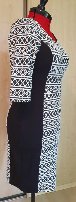 Sukienka dopasowana elastyczna, rozm. 44-XXL