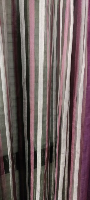 Carpete e Cortinados como Novos