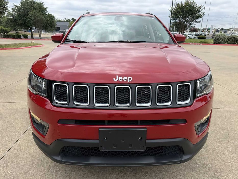 Jeep Compass      2023