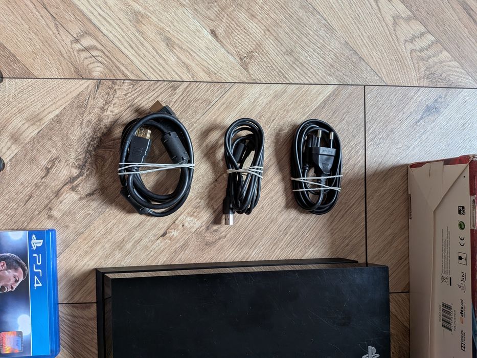 Konsola ps4 Playstation 4