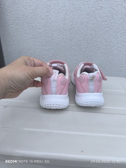 Różowe adidasy Reebok